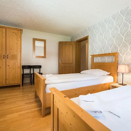 Nebina Apartament *