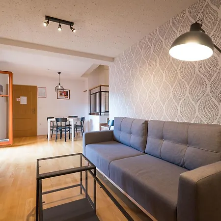Apartament Nebina *