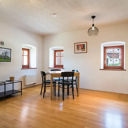 Apartament Nebina *