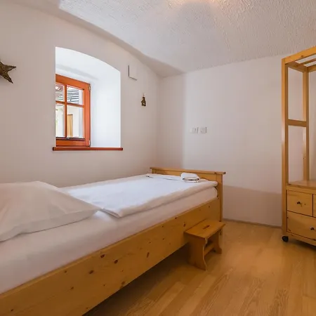 Nebina Apartment